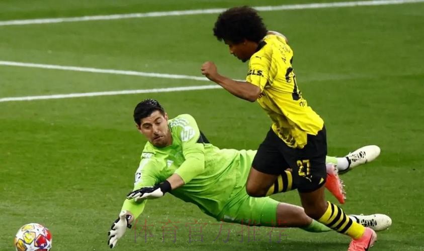 官方:库尔图瓦当选“Mahou五星”9月最佳球员 官方:库尔图瓦当选“Mahou五星”9月最佳球员